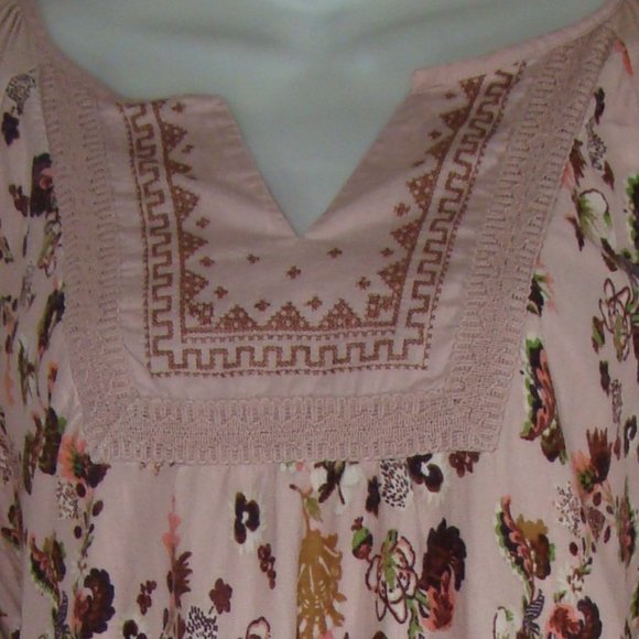 VINTAGE AMERICA Embroidered Pink & Plum Floral Peasant Top Women's Medium - Picture 3 of 14